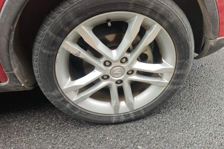 Used CHANGAN CS35 2014 1.6L Manual Luxury Model China V Standard Right Front Wheel Hub