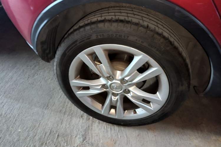 Used CHANGAN CS35 2014 1.6L Automatic Luxury Model China IV Standard Right Rear Wheel Hub