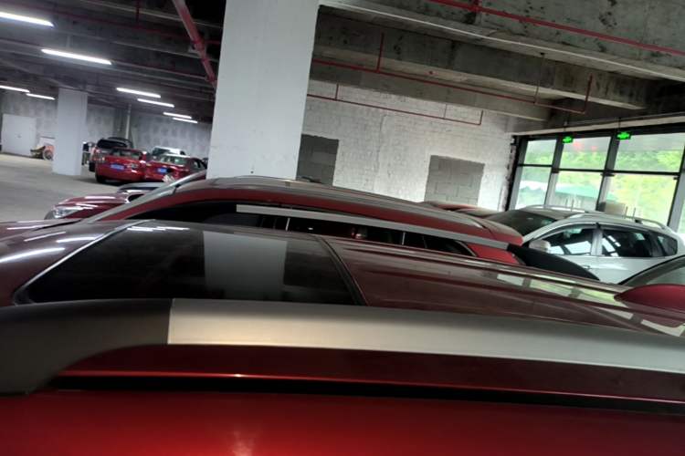 Used CHANGAN CS35 2014 1.6L Automatic Luxury Model China IV Standard Roof