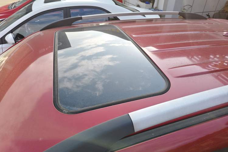 Used CHANGAN CS35 2014 1.6L Manual Luxury Model China IV Standard Roof