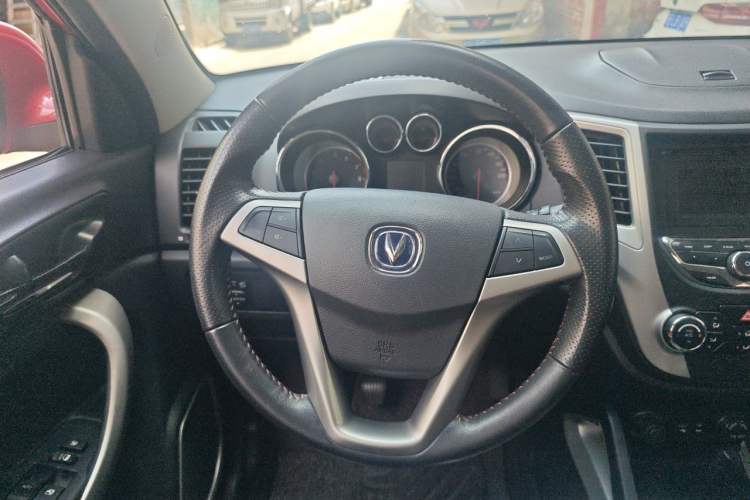 Used CHANGAN CS35 2014 1.6L Manual Luxury Model China IV Standard Steering Wheel