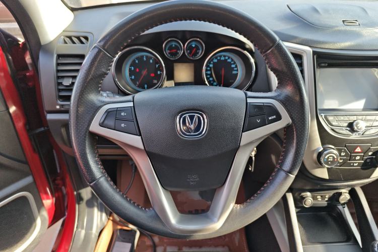 Used CHANGAN CS35 2014 1.6L Manual Luxury Model China IV Standard Steering Wheel