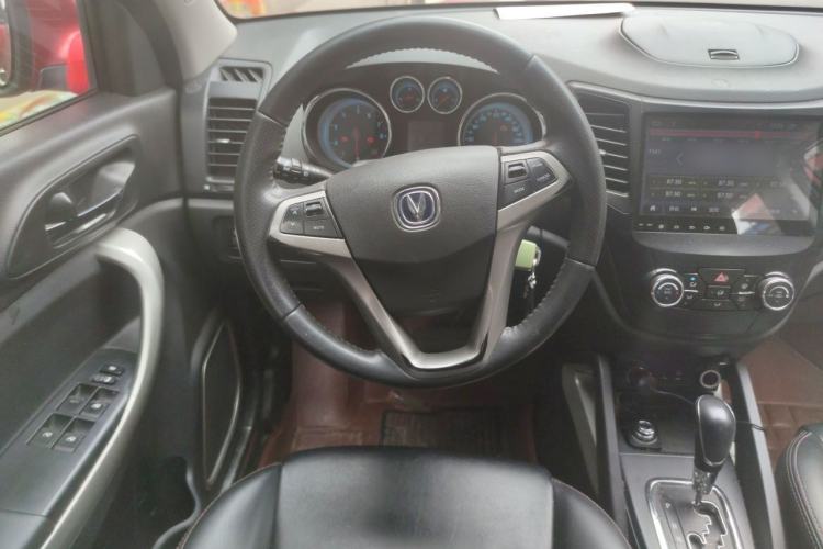 Used CHANGAN CS35 2014 1.6L Automatic Luxury Model China IV Standard Steering Wheel