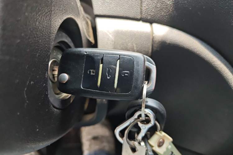 Used CHANGAN CS35 2014 1.6L Automatic Luxury Model China IV Standard Vehicle Key