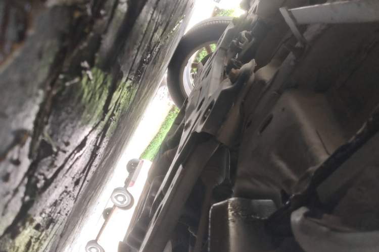 Used CHANGAN CS35 2014 1.6L Manual Luxury Navigation Model China IV Standard Chassis Front Right