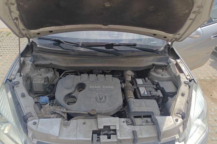 Used CHANGAN CS35 2014 1.6L Automatic Luxury Model China V Standard Engine Bay