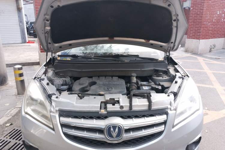 Used CHANGAN CS35 2014 1.6L Automatic Luxury Model China V Standard Engine Bay