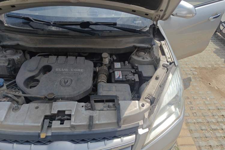Used CHANGAN CS35 2014 1.6L Automatic Luxury Model China V Standard Engine Bay Left
