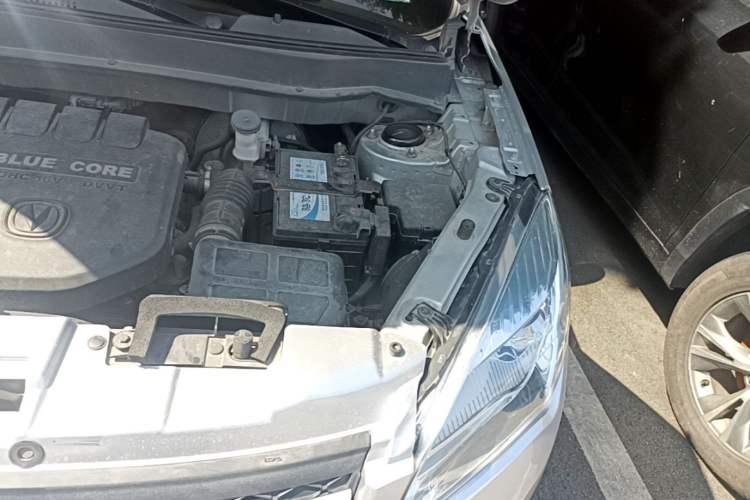 Used CHANGAN CS35 2014 1.6L Manual Luxury Model China IV Standard Engine Bay Left