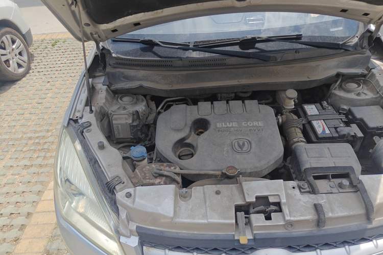 Used CHANGAN CS35 2014 1.6L Automatic Luxury Model China V Standard Engine Bay Right