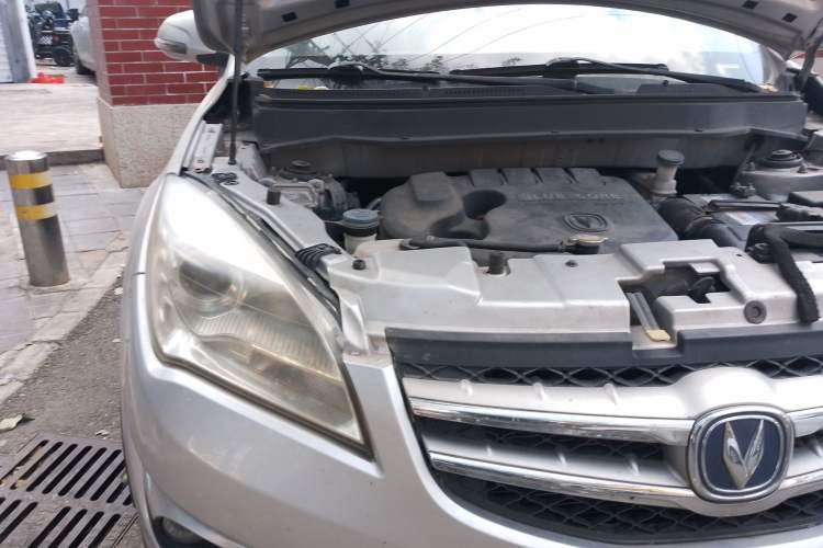 Used CHANGAN CS35 2014 1.6L Automatic Luxury Model China V Standard Engine Bay Right