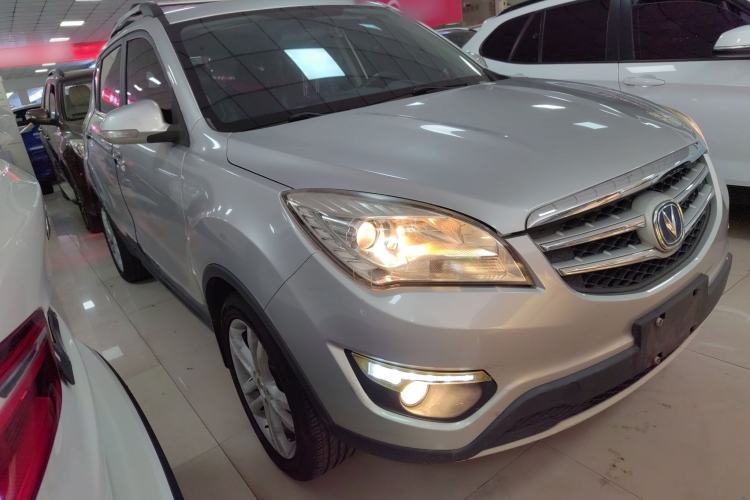 Used CHANGAN CS35 2014 1.6L Automatic Luxury Model China IV Standard Exterior 2