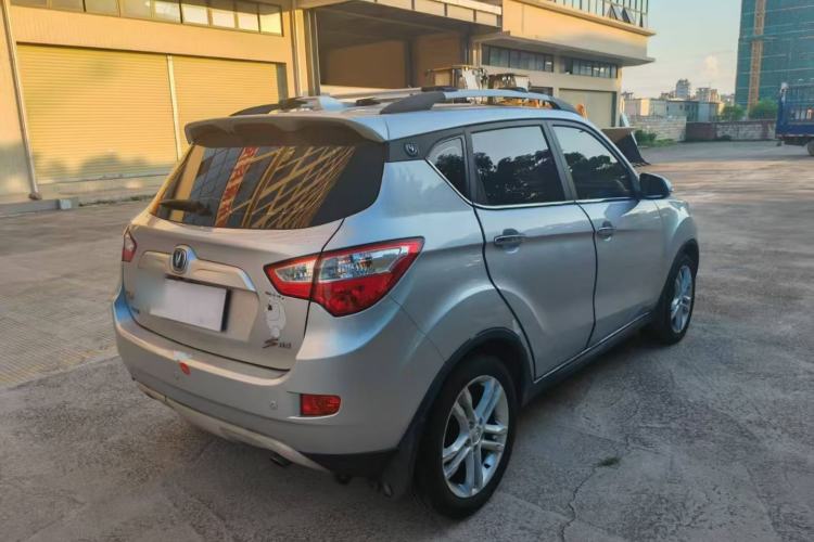 Used CHANGAN CS35 2014 1.6L Automatic Luxury Model China IV Standard Exterior 5