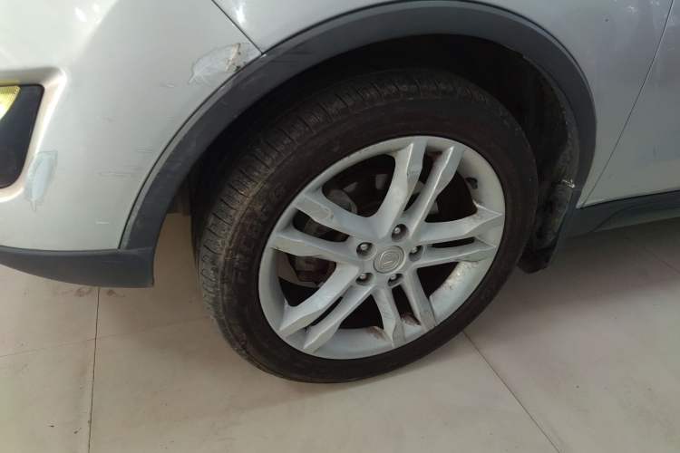 Used CHANGAN CS35 2014 1.6L Automatic Luxury Model China IV Standard Exterior 7