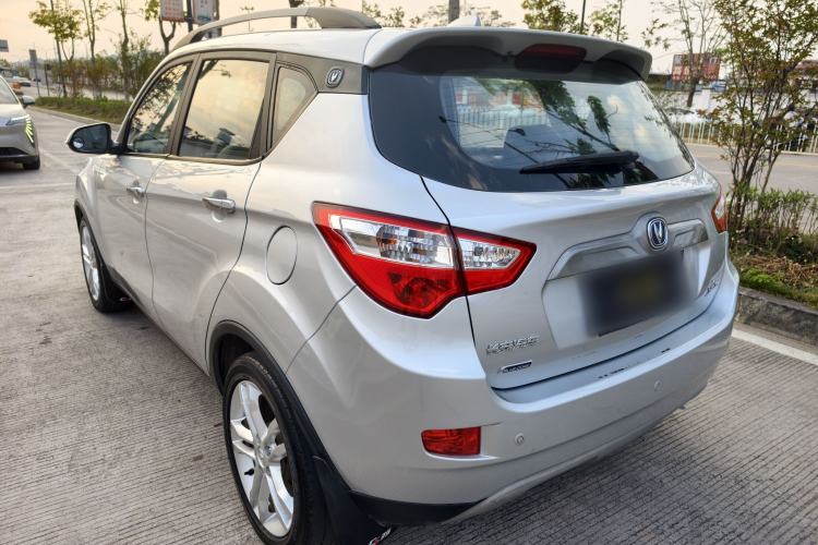 Used CHANGAN CS35 2014 1.6L Manual Luxury Model China IV Standard Exterior 8