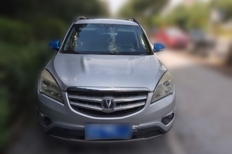 Used CHANGAN CS35 2014 1.6L Manual Luxury Navigation Model China IV Standard Front