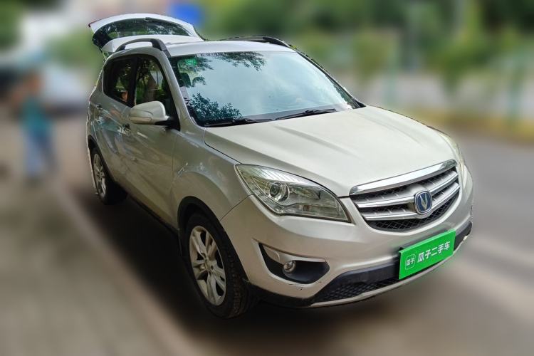 Used CHANGAN CS35 2014 1.6L Automatic Comfort Model China IV Standard Front Right 45 Deg