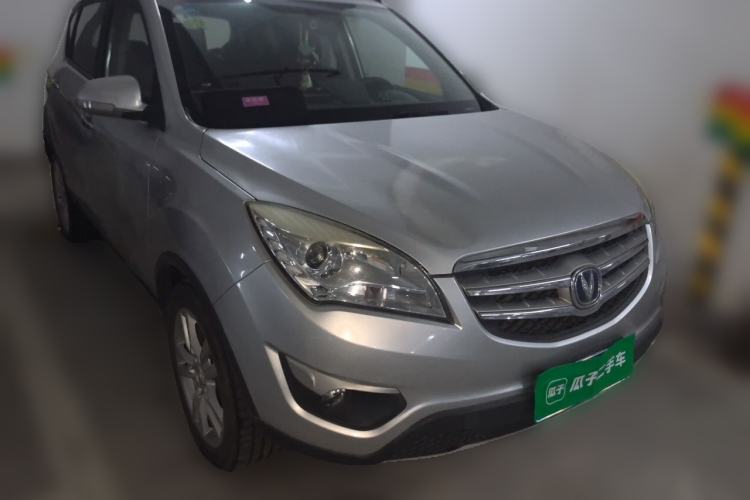 Used CHANGAN CS35 2014 1.6L Automatic Luxury Model China IV Standard Front Right 45 Deg