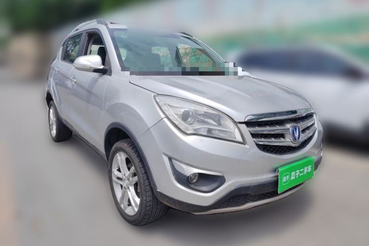 Used CHANGAN CS35 2014 1.6L Manual Luxury Model China V Standard Front Right 45 Deg