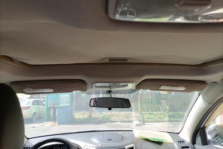 Used CHANGAN CS35 2014 1.6L Manual Luxury Model China IV Standard Headliner