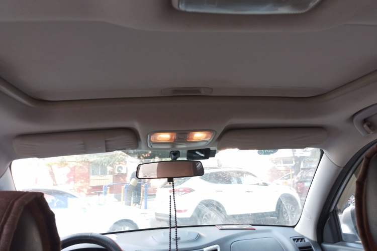 Used CHANGAN CS35 2014 1.6L Automatic Luxury Model China V Standard Headliner
