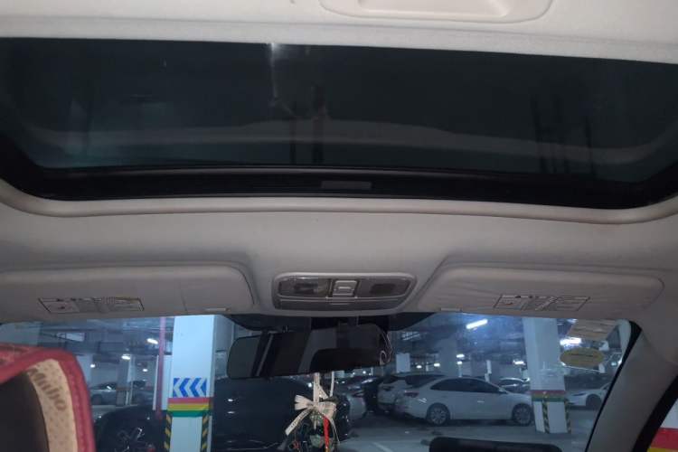 Used CHANGAN CS35 2014 1.6L Automatic Luxury Model China IV Standard Headliner