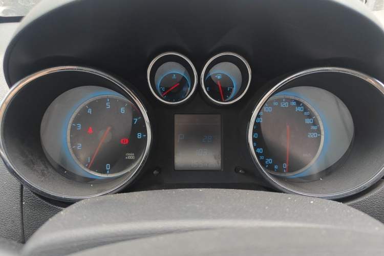 Used CHANGAN CS35 2014 1.6L Automatic Luxury Model China V Standard Instrument Cluster
