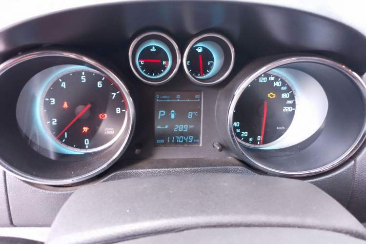 Used CHANGAN CS35 2014 1.6L Automatic Luxury Model China V Standard Instrument Cluster