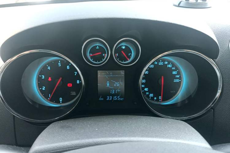 Used CHANGAN CS35 2014 1.6L Manual Luxury Model China IV Standard Instrument Cluster