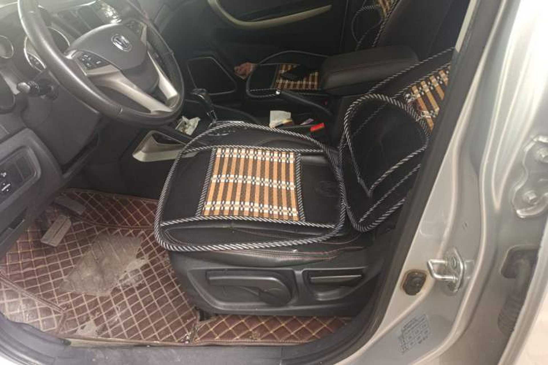 Used CHANGAN CS35 2014 1.6L Automatic Luxury Model China IV Standard Left Front Seat