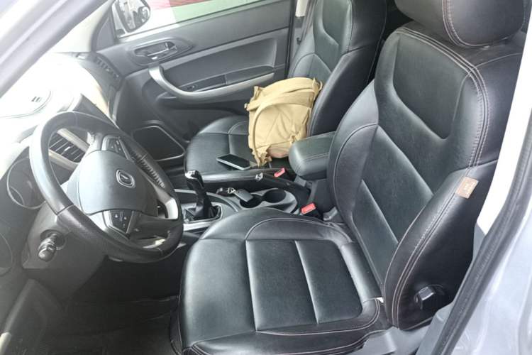 Used CHANGAN CS35 2014 1.6L Manual Luxury Model China IV Standard Left Front Seat