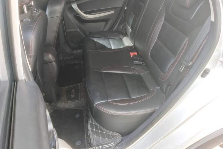 Used CHANGAN CS35 2014 1.6L Manual Luxury Navigation Model China IV Standard Left Rear Seat