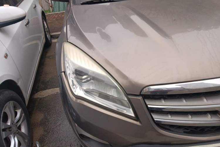 Used CHANGAN CS35 2014 1.6L Manual Luxury Model China V Standard Right Front Headlight