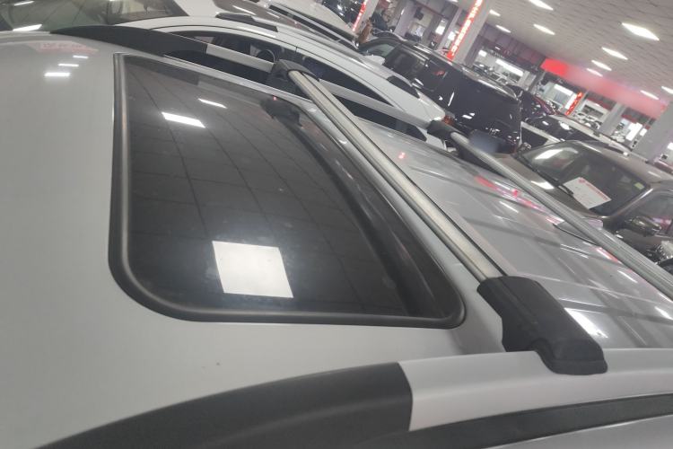 Used CHANGAN CS35 2014 1.6L Automatic Luxury Model China IV Standard Roof