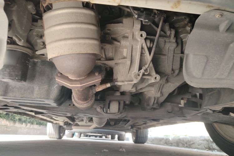 Used CHANGAN CS35 2014 1.6L Manual Luxury Model China IV Standard Chassis Front