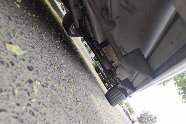 Used CHANGAN CS35 2014 1.6L Manual Comfort Version China IV Standard Chassis Front Left