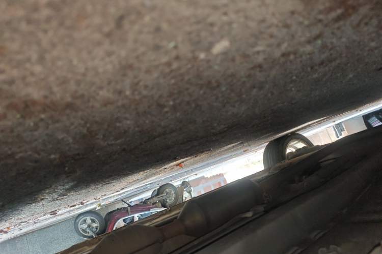 Used CHANGAN CS35 2014 1.6L Manual Luxury Model China IV Standard Chassis Front Right