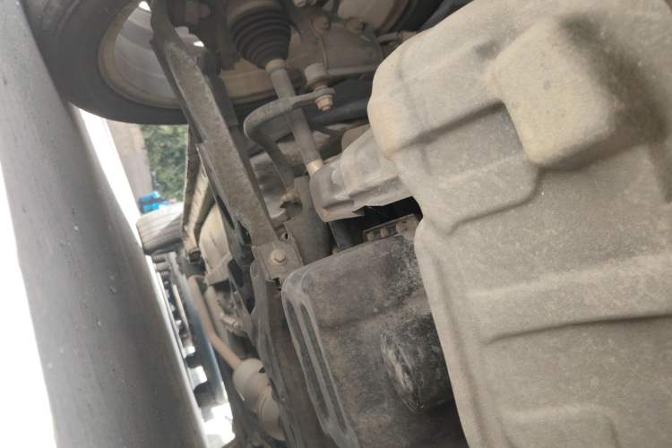 Used CHANGAN CS35 2014 1.6L Manual Luxury Model China IV Standard Chassis Front Right