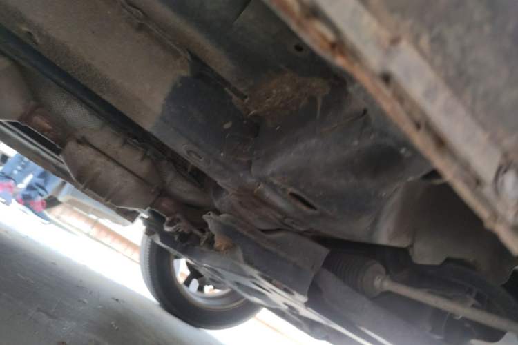Used CHANGAN CS35 2014 1.6L Automatic Luxury Model China IV Standard Chassis Front Right