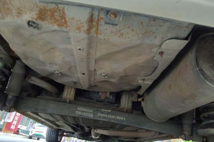 Used CHANGAN CS35 2014 1.6L Manual Luxury Model China IV Standard Chassis Rear