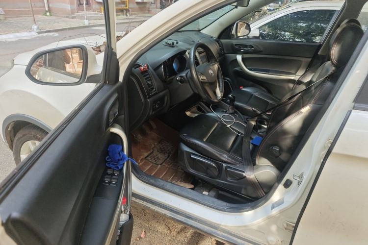Used CHANGAN CS35 2014 1.6L Manual Luxury Model China IV Standard Driver Seat