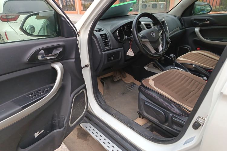 Used CHANGAN CS35 2014 1.6L Automatic Luxury Model China IV Standard Driver Seat