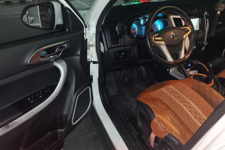 Used CHANGAN CS35 2014 1.6L Manual Luxury Model China IV Standard Driver Seat