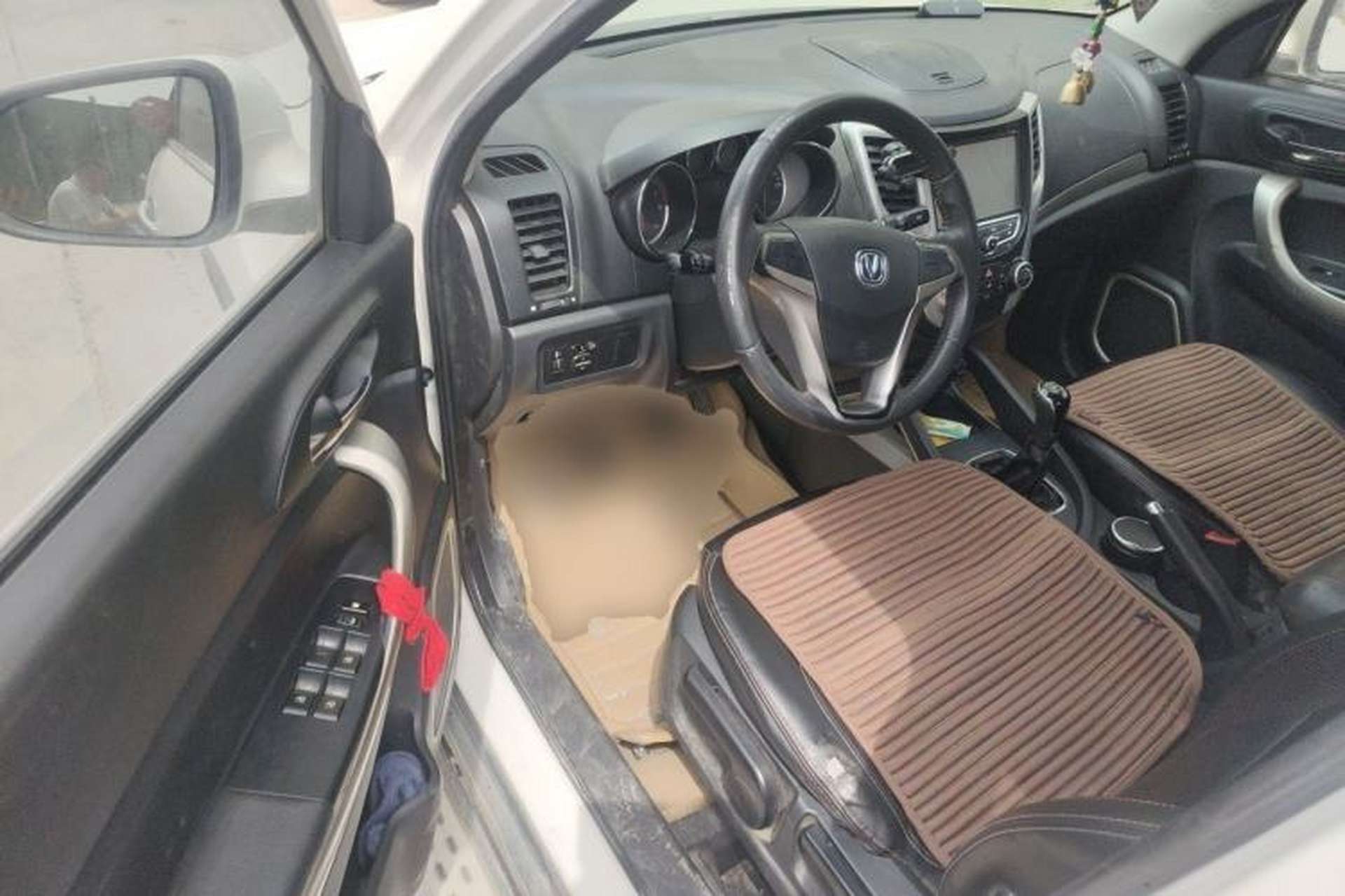 Used CHANGAN CS35 2014 1.6L Manual Luxury Navigation Model China IV Standard Driver Seat