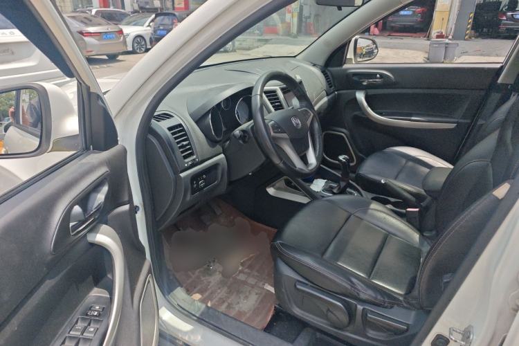 Used CHANGAN CS35 2014 1.6L Manual Luxury Model China V Standard Driver Seat