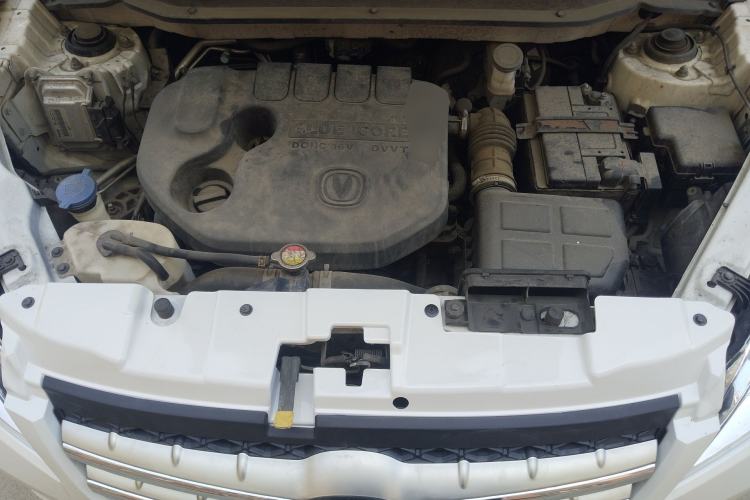 Used CHANGAN CS35 2014 1.6L Manual Luxury Model China IV Standard Engine Bay