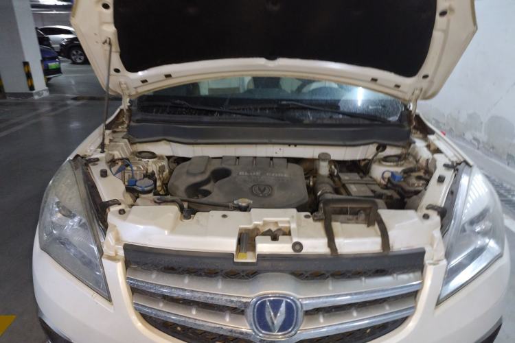 Used CHANGAN CS35 2014 1.6L Automatic Luxury Model China IV Standard Engine Bay