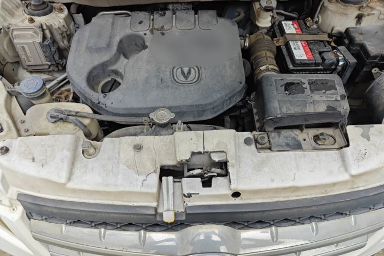 Used CHANGAN CS35 2014 1.6L Manual Luxury Model China IV Standard Engine Bay