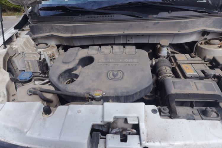 Used CHANGAN CS35 2014 1.6L Manual Luxury Model China IV Standard Engine Bay