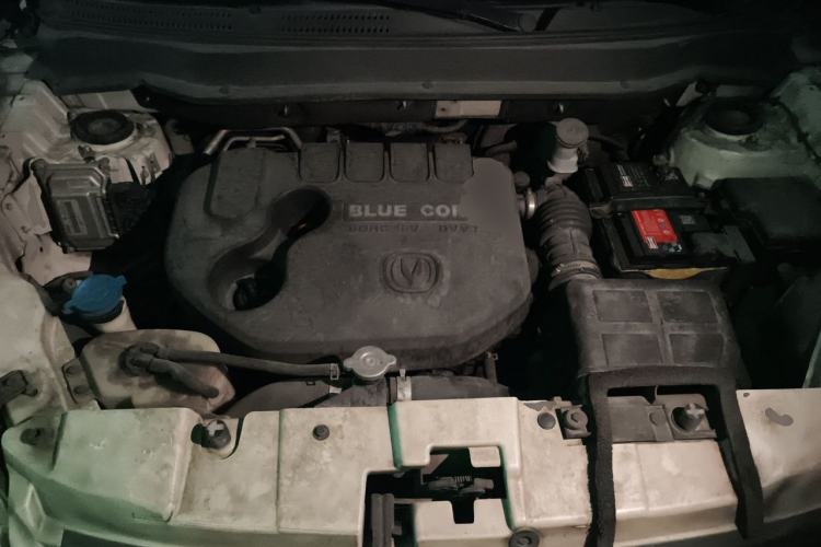 Used CHANGAN CS35 2014 1.6L Manual Luxury Model China IV Standard Engine Bay